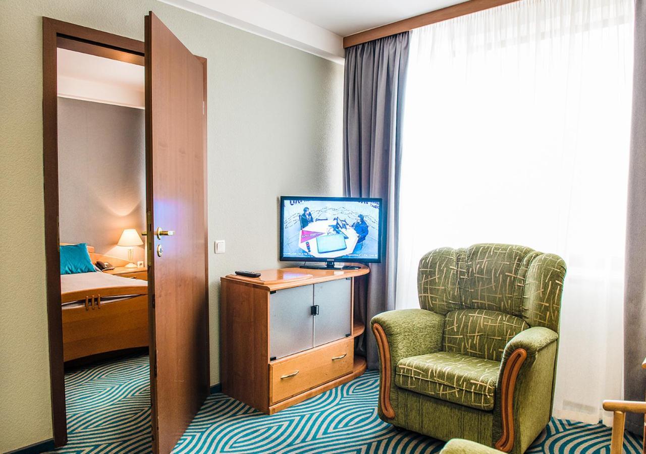 Premier Hotel Lybid Kiev Exterior foto