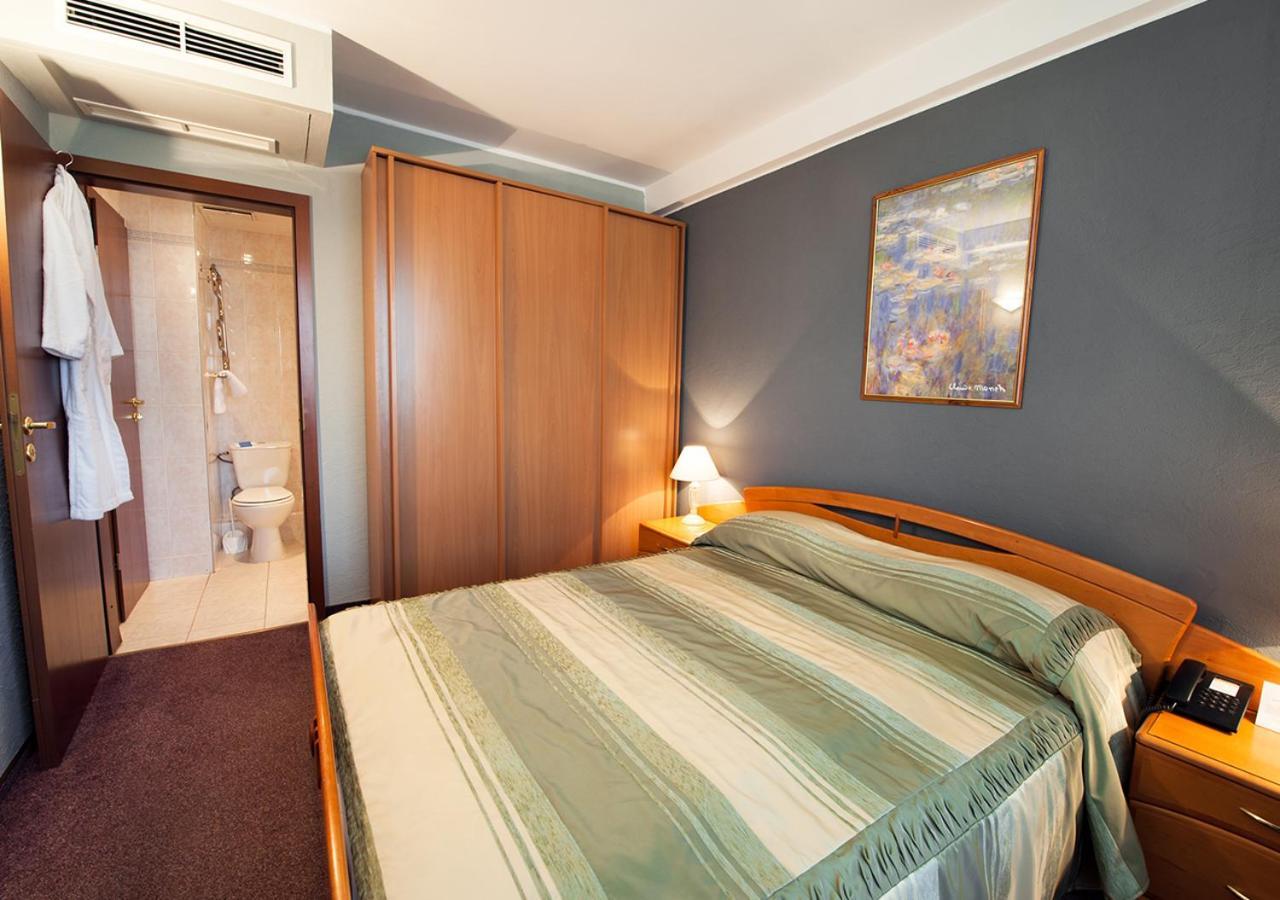 Premier Hotel Lybid Kiev Exterior foto